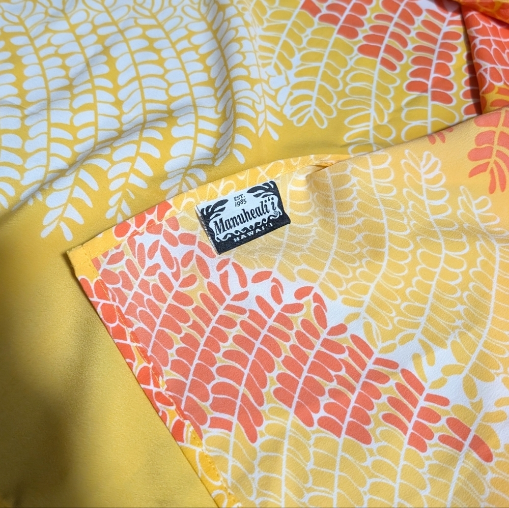Manuhealii Manuheali'i pareo scarf wrap sarong tapestry cover up Ama'u fern